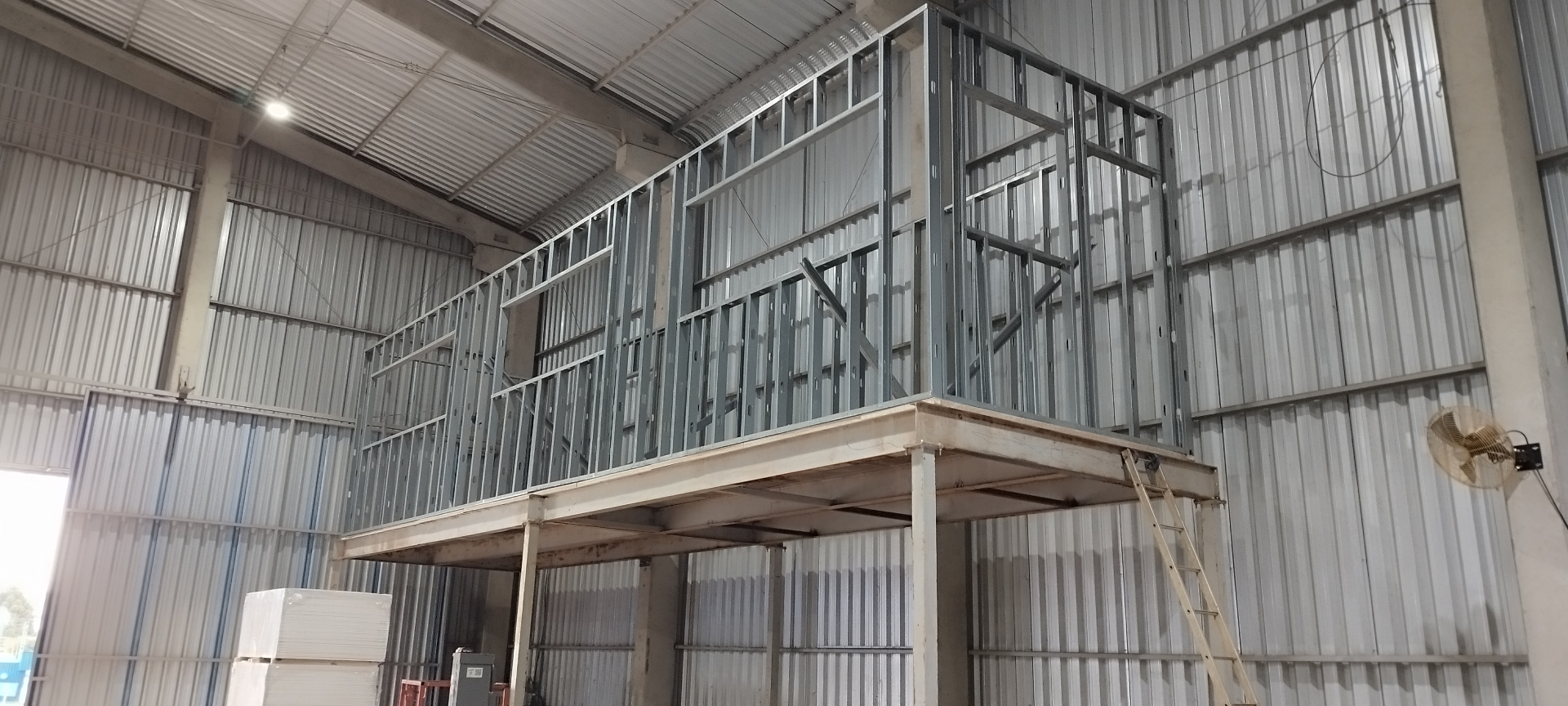 Mezanino Estrutural Steel Frame
